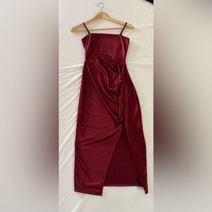 Windsor Women’s Dark Red Midi Dress with Slit and Ruching